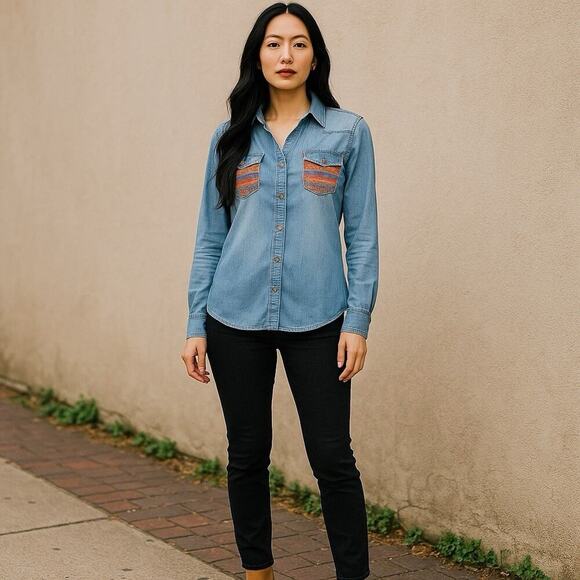 Beulah Womens Southwestern Aztec Embroidered Chambray Denim Button Up Shirt Med - Picture 15 of 16